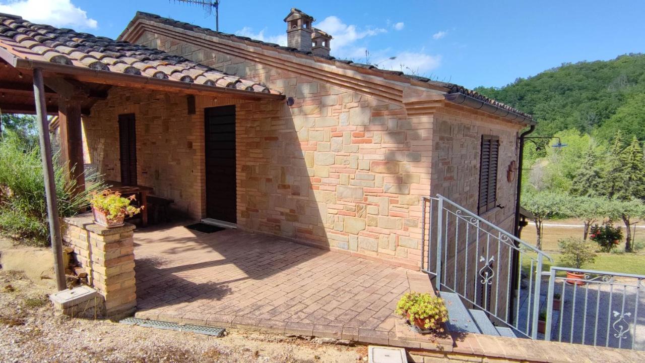 Agriturismo Pascucci Толентино Екстериор снимка