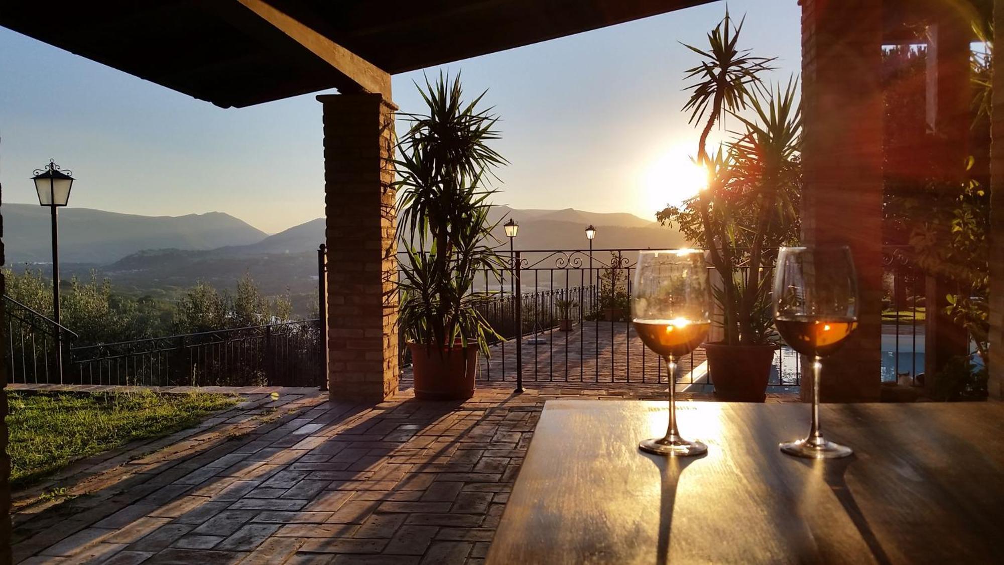 Agriturismo Pascucci Толентино Екстериор снимка